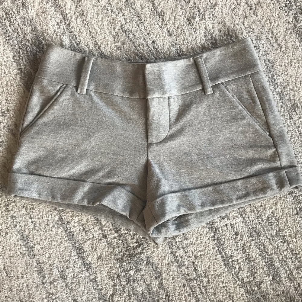 Alice + Olivia Shorts Size 2 Like New